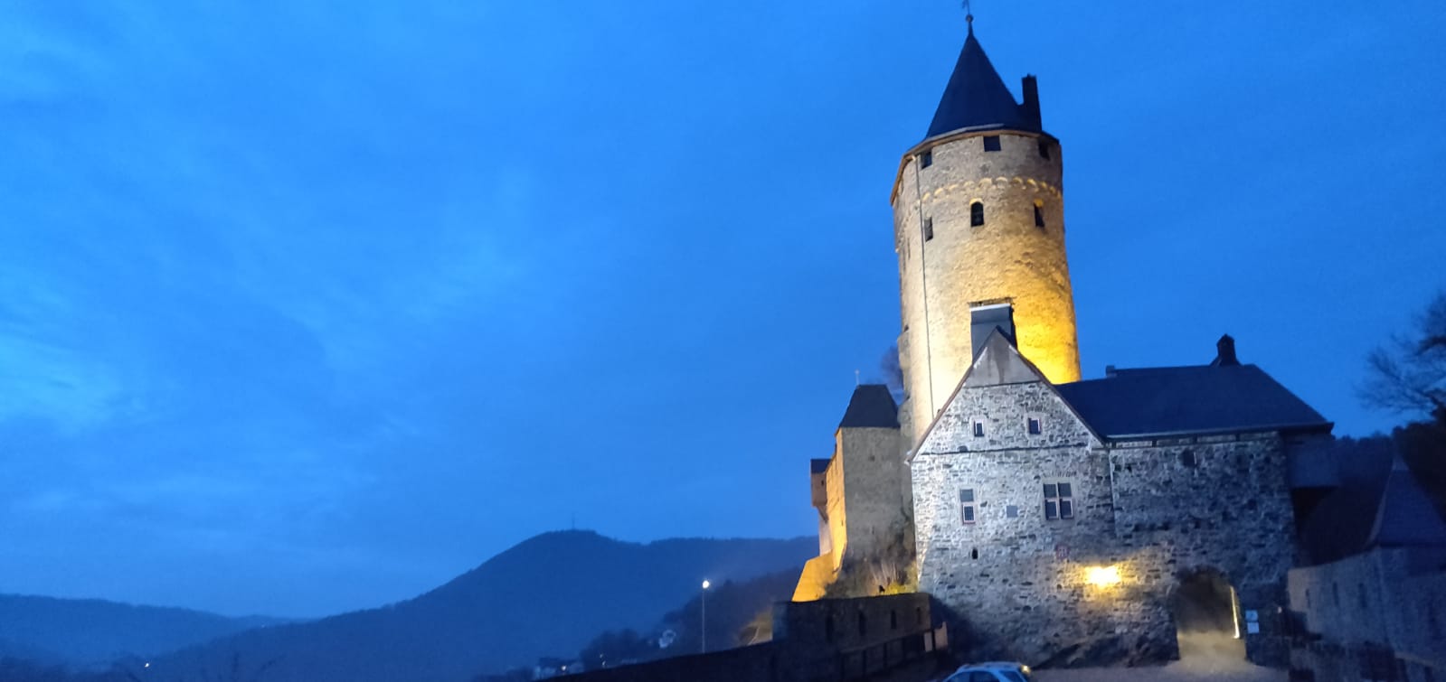 Abendstimmung auf Burg Altena